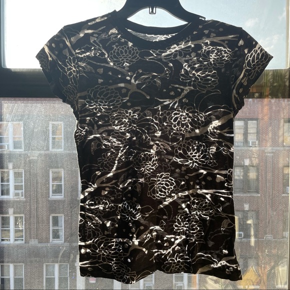 Flower Print Semi-Sheer Short Sleeve Top Medium - Picture 1 of 4